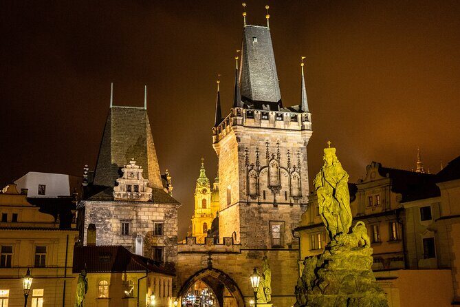 One Prague Tour: The Castle Side with local Food & Beer ️ - Nový Svět and Nerudová: the neighborhoods that feel like Prague