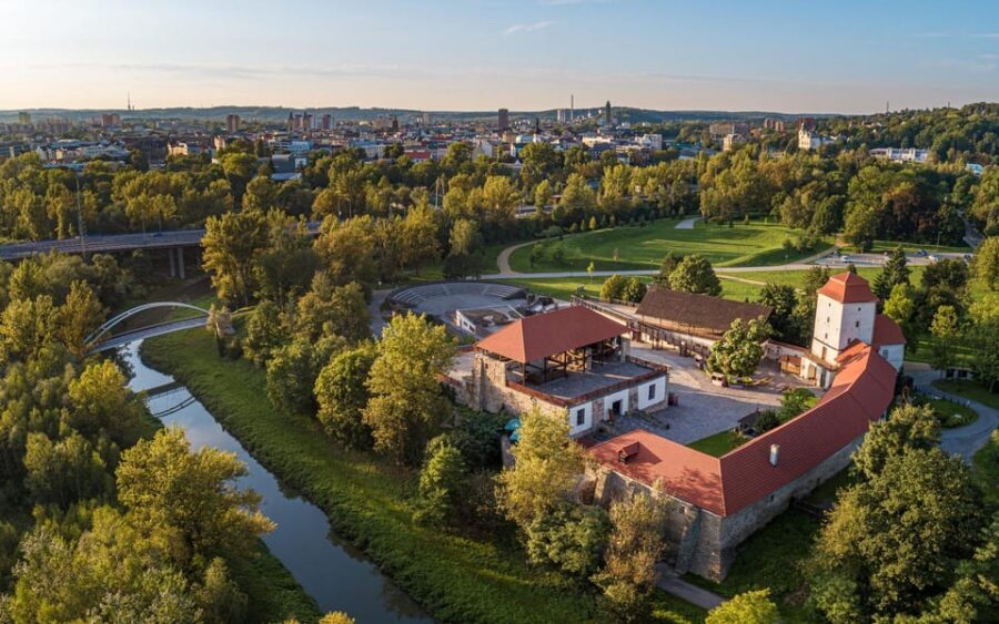 Ostrava: Entrance to Silesian Ostrava Castle - Walking in: the Černá Louka bridge and Ostravice river approach