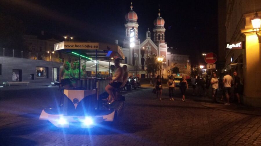 Pilsen: Pub and Club Crawl - Stop style: one pub experience that actually lets you participate