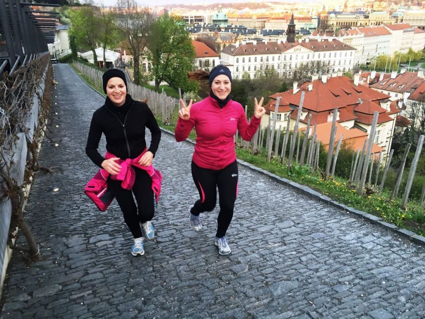 Prague 1.5-Hour Compact City Center Running Tour - What’s included (and the little comforts that matter mid-run)