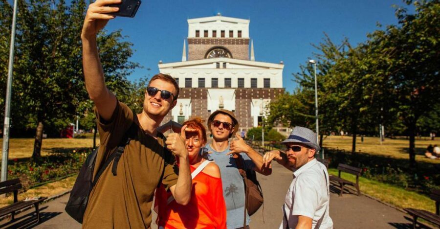 Prague: 1.5-Hour Private Kick-Start Tour with a Local - Key things that make this tour worth your time