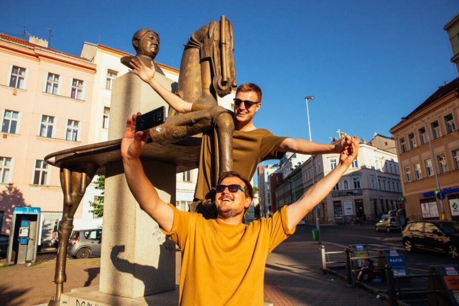 Prague: 1.5-Hour Private Kick-Start Tour with a Local - Old Town Square: turning big sights into real walking routes