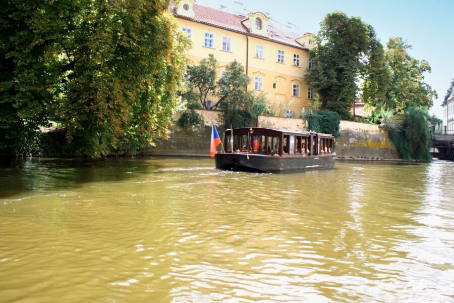 Prague: 1.5-Hour River Boat Cruise and Guided Tour - The boat portion: sailing Prague’s Little Venice on the Čertovka waterways