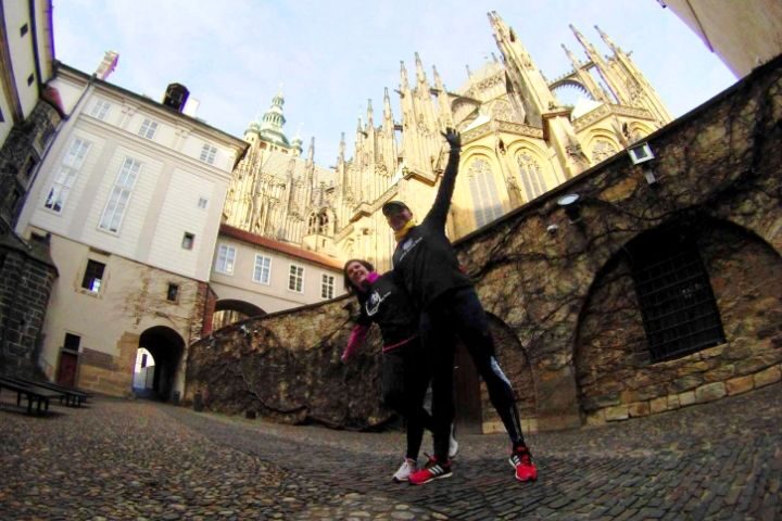 Prague 1-Hour Sight Running Tour - Lesser Town streets and those hidden courtyards