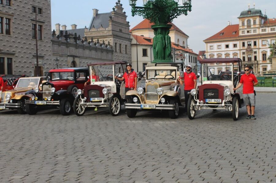 Prague: 1-Hour Vintage Car Tour - Key points before you book