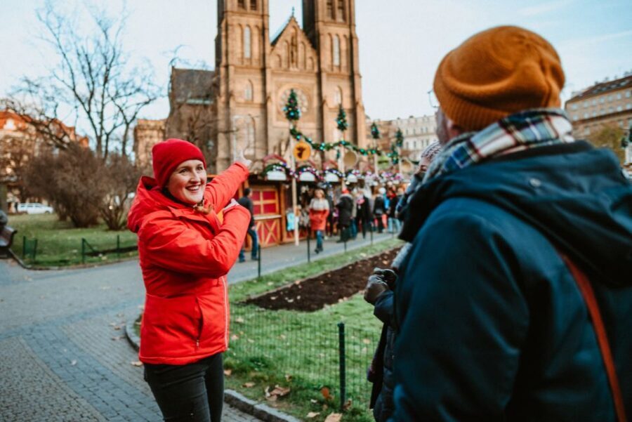 Prague: 2-3h Magical Christmas Markets Tour with Inclusions - When to go: the December 24 route change is a big deal