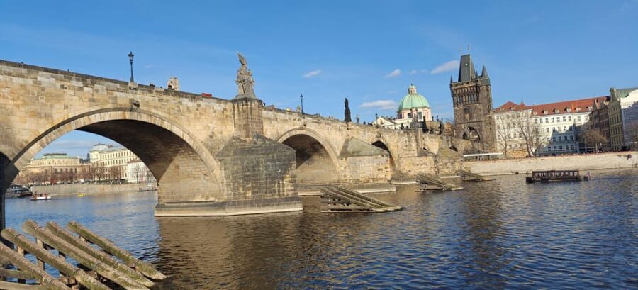 Prague: 2-Hour Historic Boat Cruise with Delicious Lunch - Who This Tour Fits Best (And Who Might Prefer Something Else)