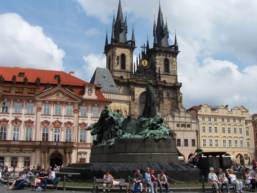 Prague: 2-Hour Old Town and Jewish Ghetto Walking Tour - Key Points Worth Caring About