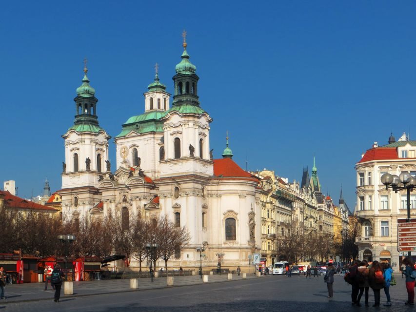 Prague: 2-Hour Old Town and Jewish Ghetto Walking Tour - House of the Black Madonna and St. James: Small Corners With Big Meaning