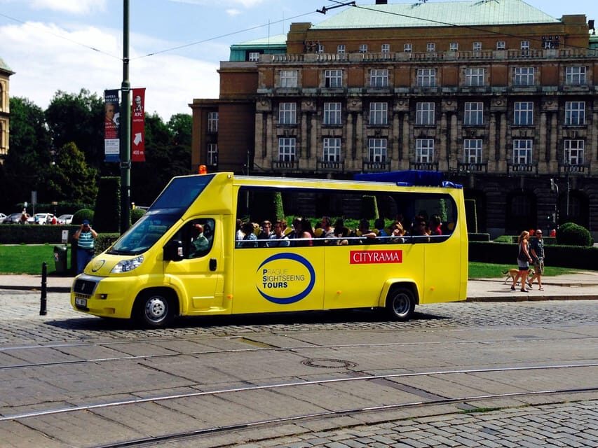 Prague: 2 hours city tour + 1 hour boat cruise - Old Town Square and Josefov: Astronomical Clock, Týn Cathedral, St. Nicholas