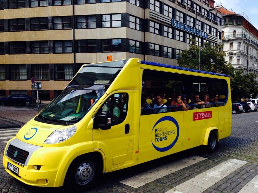 Prague: 2 hours city tour + 1 hour boat cruise - Prague Castle Courtyards: St. Vitus Cathedral, Royal Palace, Golden Lane