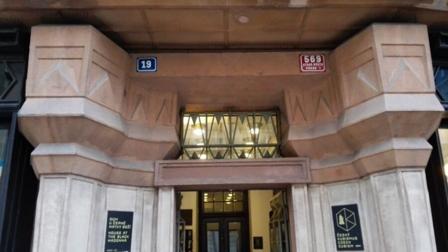 Prague 3-Hour Architectural Tour - Weather and walking reality: plan your comfort like a local