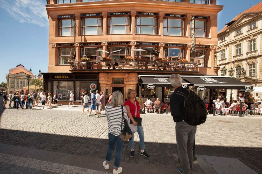 Prague: 6-Hour City Tour including Cruise and Lunch - How much is inside vs outside (so you don’t feel short-changed)