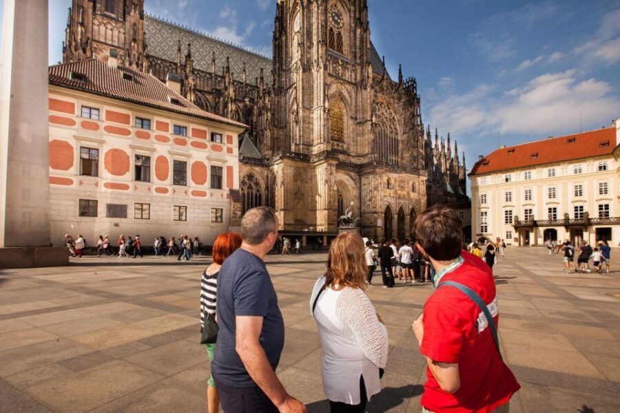 Prague: 6-Hour City Tour including Cruise and Lunch - Charles Bridge, then Mala Strana and Kampa’s calmer streets