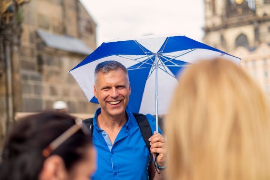Prague: 6-Hour Tour with River Boat Cruise and Lunch - Key highlights you’ll feel right away