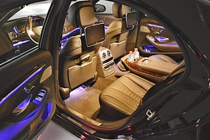Prague airport luxury transfer by a Mercedes Benz S class - Departure Transfers: Getting Back to the Airport Without Rushing