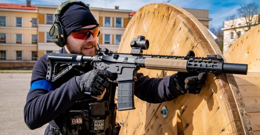 PRAGUE AIRSOFT SHOOTING GAMES - The instructor is the difference-maker (and language coverage helps)