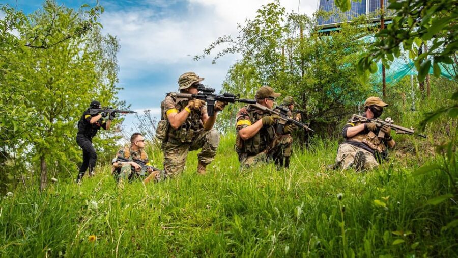 PRAGUE AIRSOFT SHOOTING GAMES - Welcome beers and a group-friendly flow