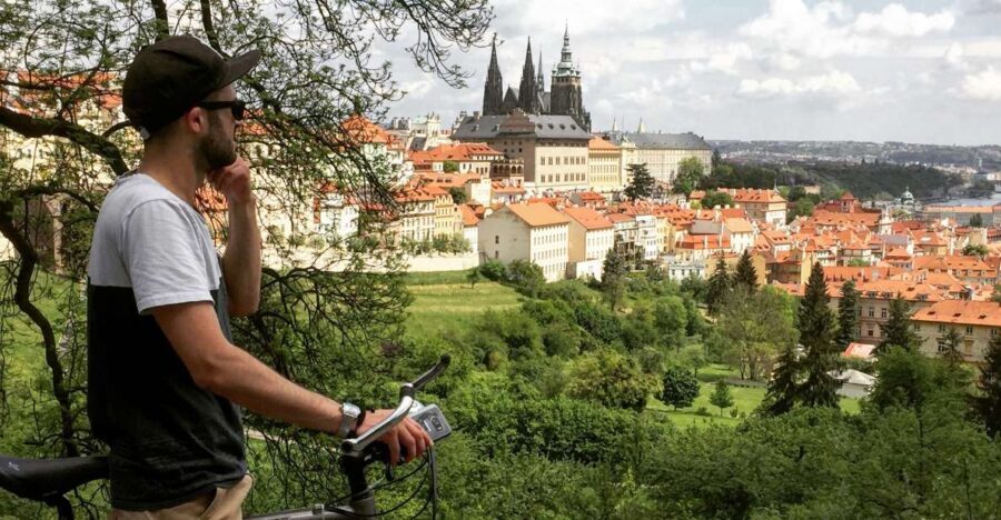 Prague "ALL-IN-ONE" City E-Bike Tour - Key points at a glance