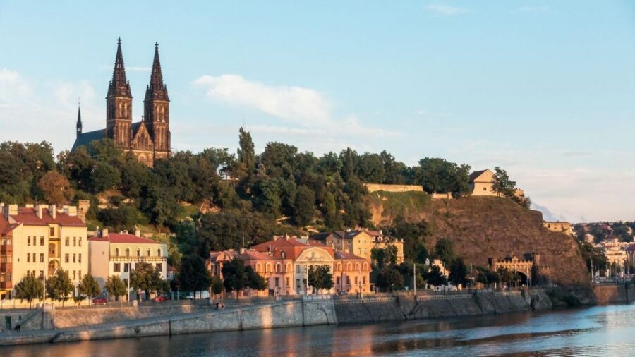 Prague Audioguide - TravelMate app for your smartphone - Key things I’d plan around before you download