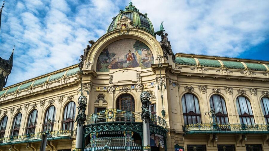 Prague Audioguide - TravelMate app for your smartphone - Who this Prague audio app suits best