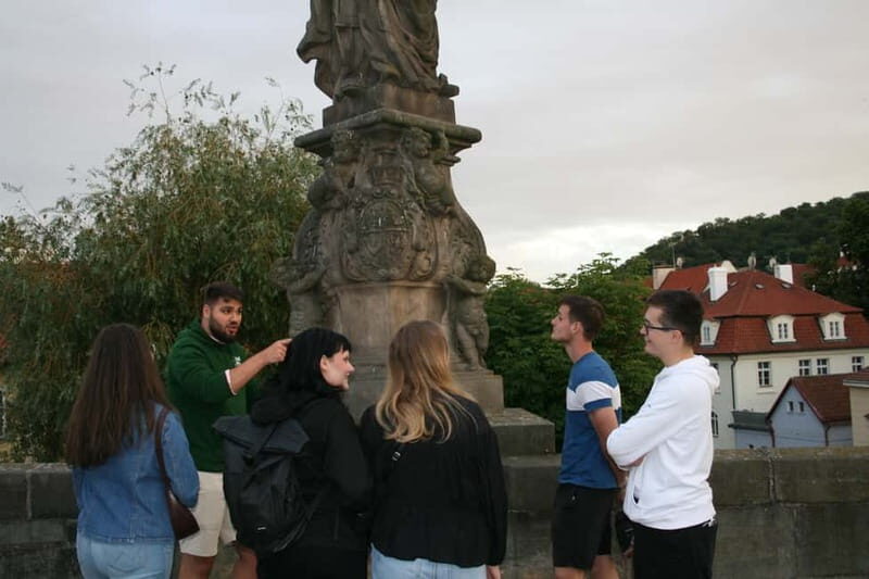 Prague Beer History: Highlights Tour with Tasting - Drinks, the gift, and what’s included for your money