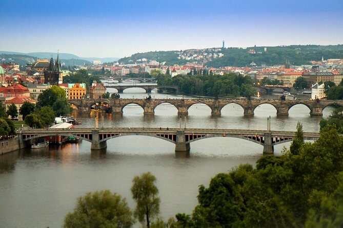 Prague Bike Tour - Stunning Viewpoints, Castle, City & Park - Meeting at Old Town Square Area and Getting Your Gear Right