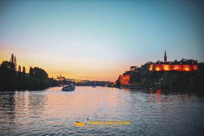 Prague : Boat Party with Afterparty at EPIC - The EPIC Club Afterparty: Smart Casual, ID, and a Smooth Night Plan