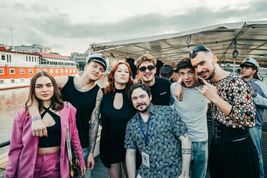 Prague: Booze Cruise with Open Bar and Duplex Entry - Key Points at a Glance