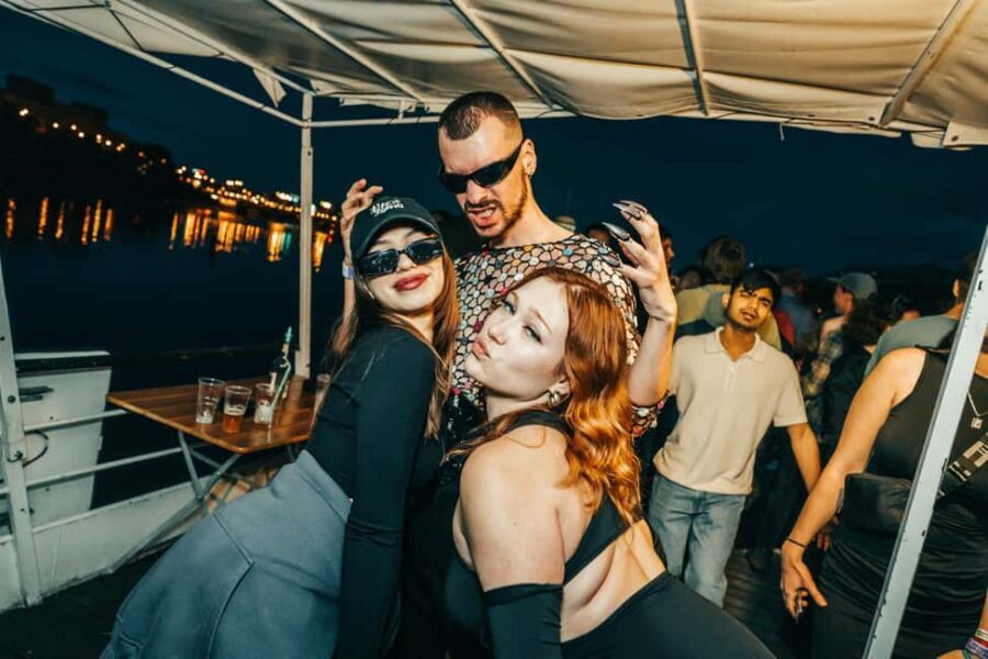 Prague: Booze Cruise with Open Bar and Duplex Entry - Who This Works For (and Who Might Want to Skip It)