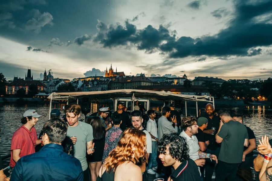 Prague: Booze Cruise with Open Bar and Duplex Entry - Should You Book This Booze Cruise with Open Bar and Duplex Entry?