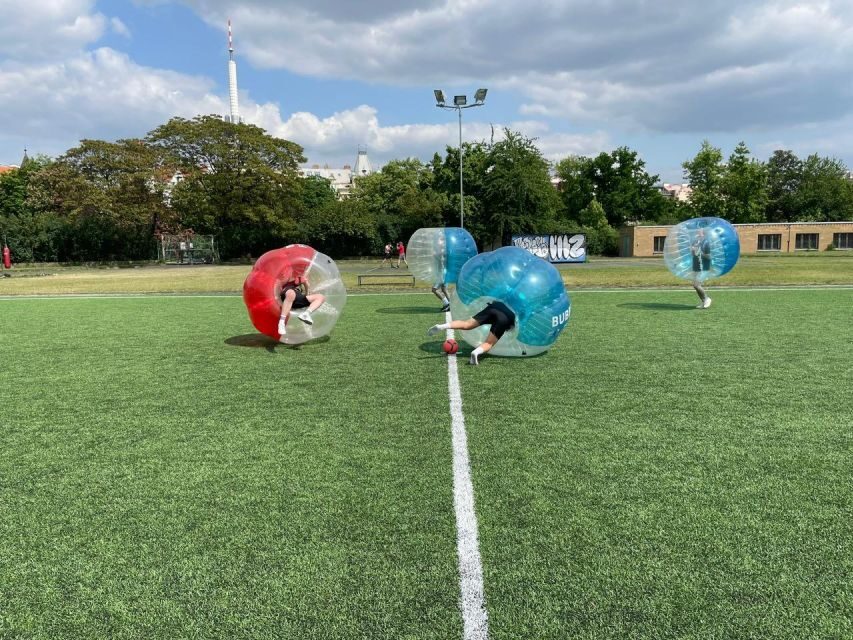Prague: Bubbles football - Zorb Football in centrum - The one-hour flow: what happens before the fun starts