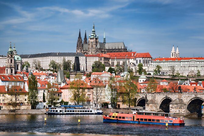 Prague: Bus Tour, Walking Tour, River Cruise and Lunch - Price and value: what you’re paying for at $138-ish
