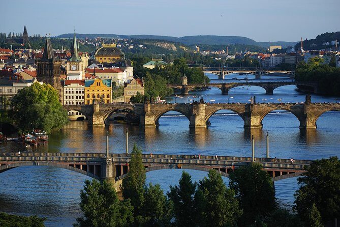 Prague: Bus Tour, Walking Tour, River Cruise and Lunch - Kampa and Charles Bridge: river views without the tram hassle
