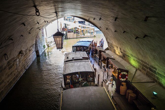 Prague Castle and Canal River Boat Tour - Prague Castle Grounds: What You See Without Doing Full Interiors