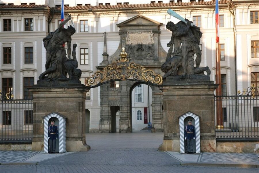 Prague: Castle and Lesser Town Walking Tour with Local Guide - Feeding Swans and Ducks: A Simple Moment That Changes the Day