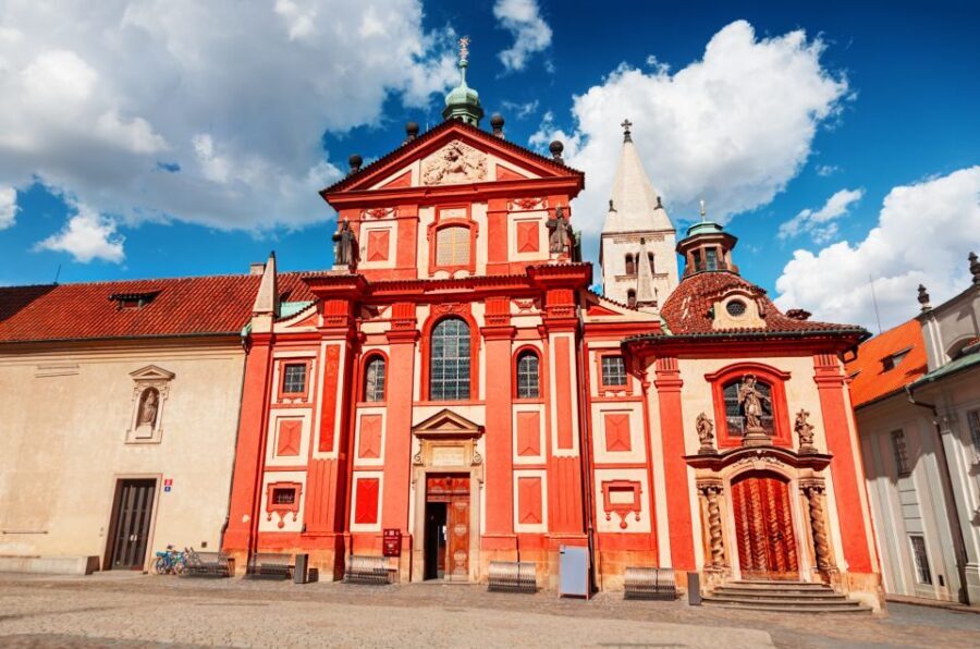 Prague Castle and St. Vitus Cathedral Private Walking Tour - Practical tips so your feet (and patience) survive
