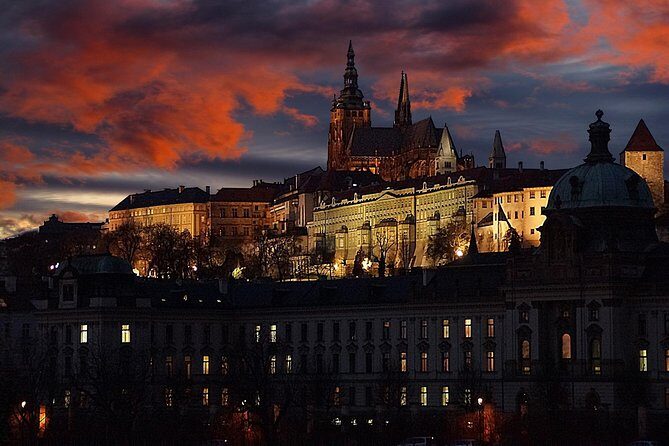 Prague Castle: Private fairytale walking tour - Quick hits on this Prague Castle private tour