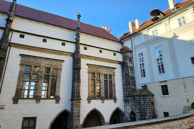 Prague Castle Private Walking Tour - Pace and private-group benefits: why Lucie-style guiding matters