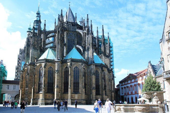 Prague Castle Walking Tour - St. George’s Basilica: switching gears to Romanesque