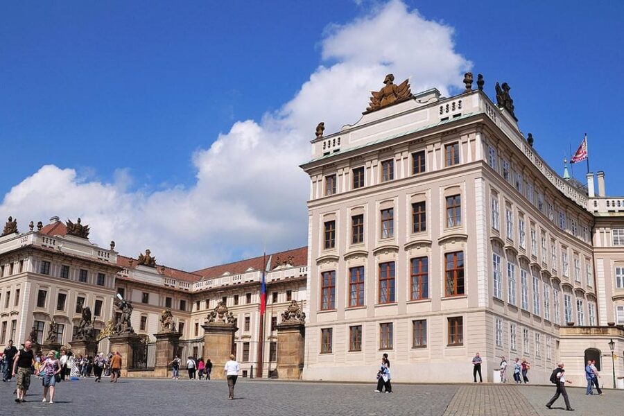Prague Castle Walking Tour with Live Guide - Royal Palace and the Castle’s Power Story