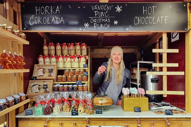 Prague Christmas Markets and Holiday Magic Walking Tour - Old Town Square Christmas Market: mulled wine, Trdelník, and local customs