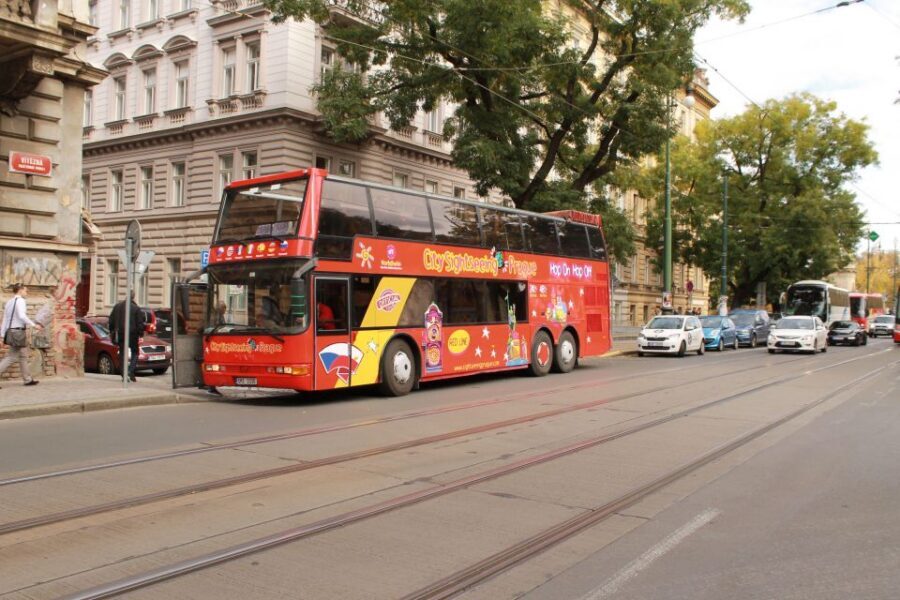 Prague: City Sightseeing HOHO Bus Tour & Optional Boat Tour - Red Route for Castle Entry, Strahov, and Petrin Garden (60 Minutes, Often Roomier)