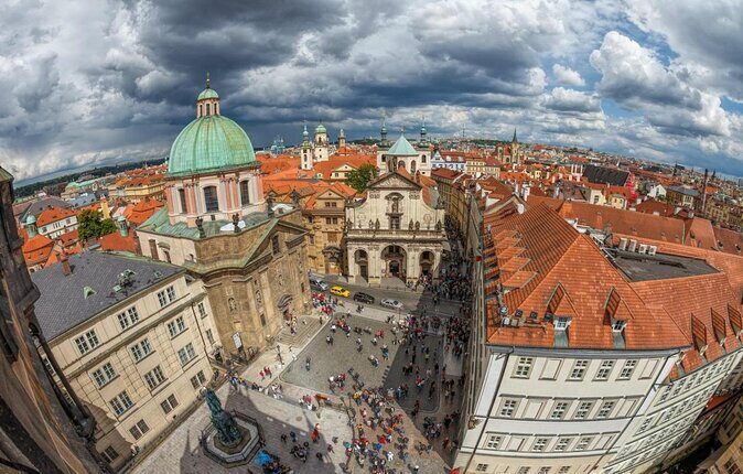 Prague City Tour with Virtual Reality - A tight route that still feels like a journey