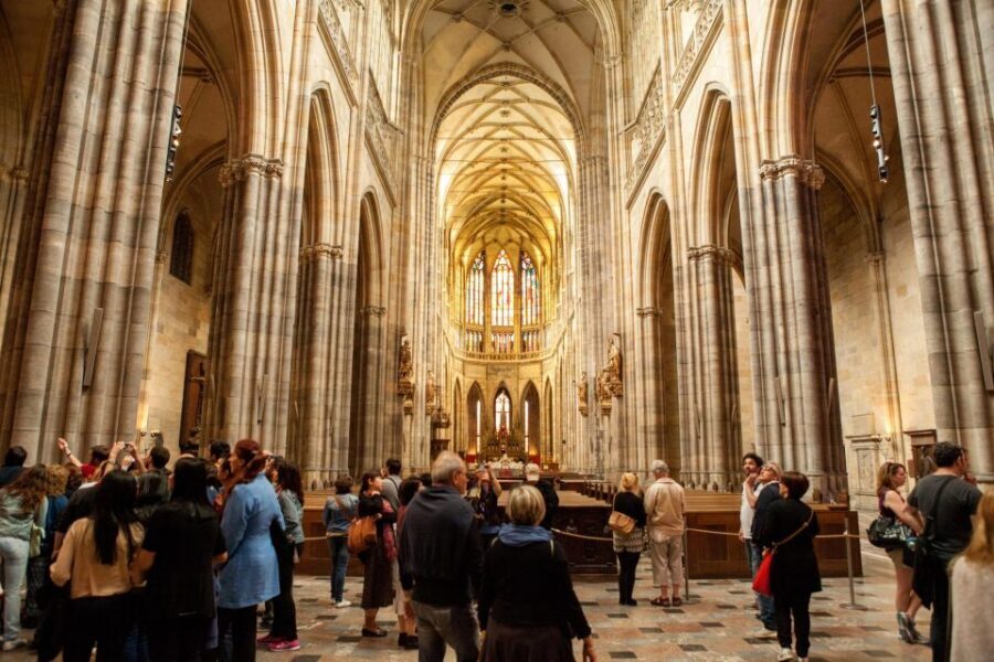 Prague City Tour with Vltava River Cruise - The 1-Hour Vltava River Cruise: Relaxation With Serious Views