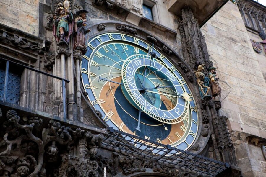 Prague City Tour with Vltava River Cruise - The Meeting Point and Pickup: Start Smooth, Not Frazzled