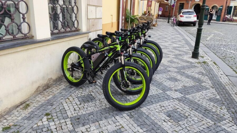 Prague: City Viewpoints Tour by Electric Fat Bike - Choosing your ride: fat eBike, eScooter, or a trike setup