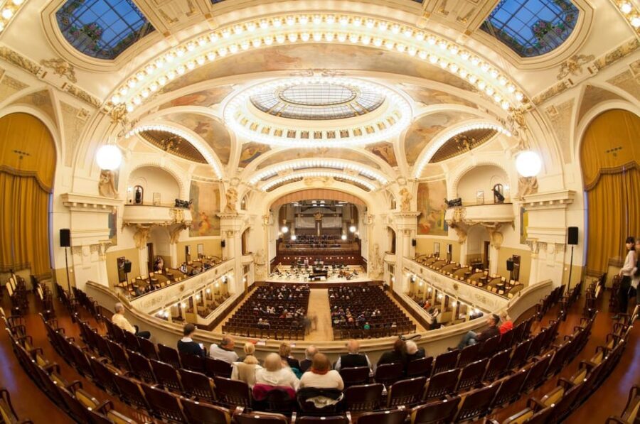 Prague: Classical Concerts at Smetana Hall, Municipal House - The concert experience: what 65 minutes of music feels like