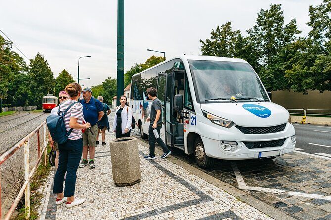 Prague Combo: Castle Guided Tour, Bus and Optional Boat - Stop 3: Old Royal Palace (Romanesque + Gothic Mix) and a Key Seasonal Closure