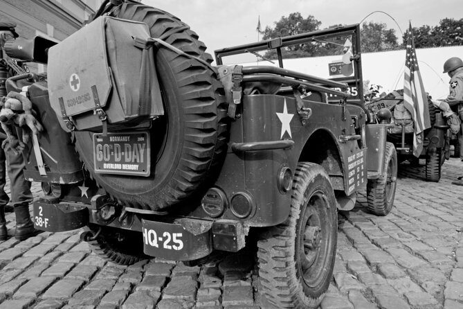 Prague Communism and World War II Walking Tour - Turning Prague into a timeline (without losing the plot)